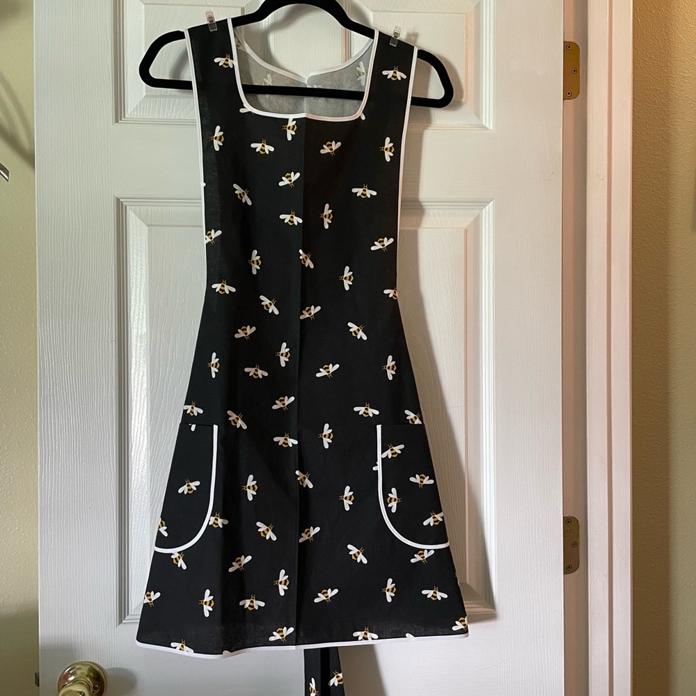 Hand Crafted Black Apron with White Trim and Bee Pattern